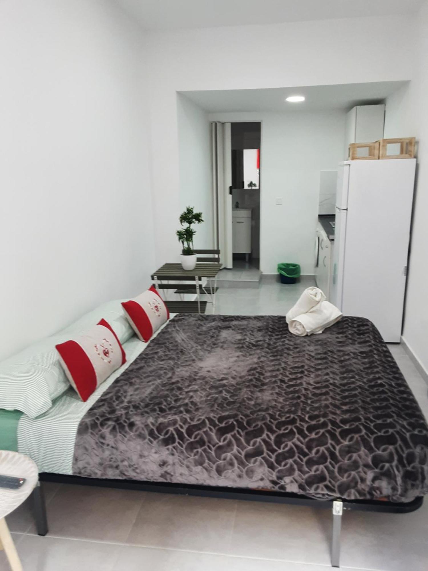 Apartment Precioso Moderno Cerca Del Carrefour Rosaleda Malaga
